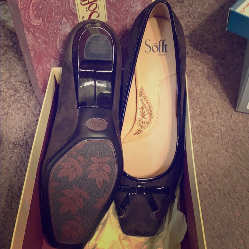 Söft women’s dress shoes 9w never been worn